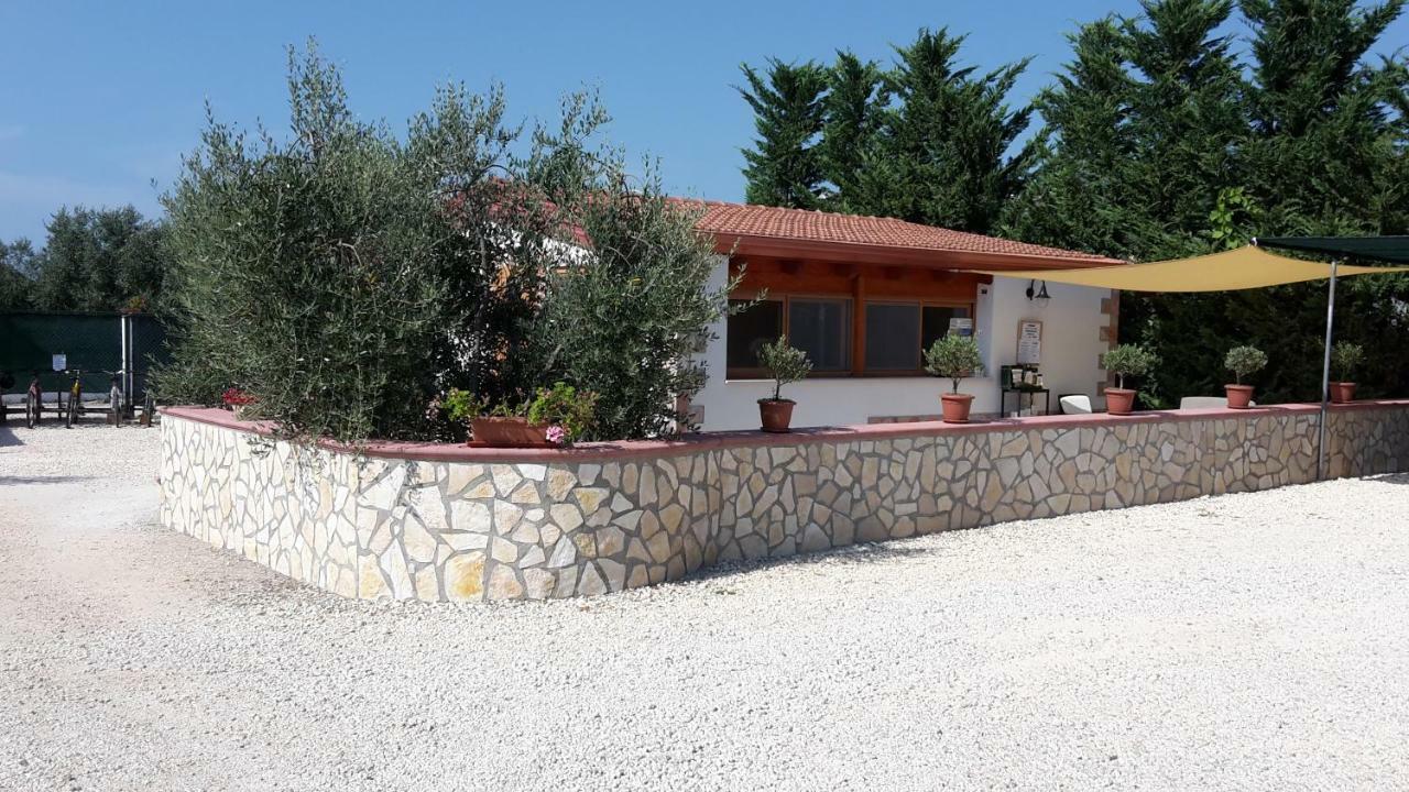 פסקיצ'י Villa La Piana מראה חיצוני תמונה